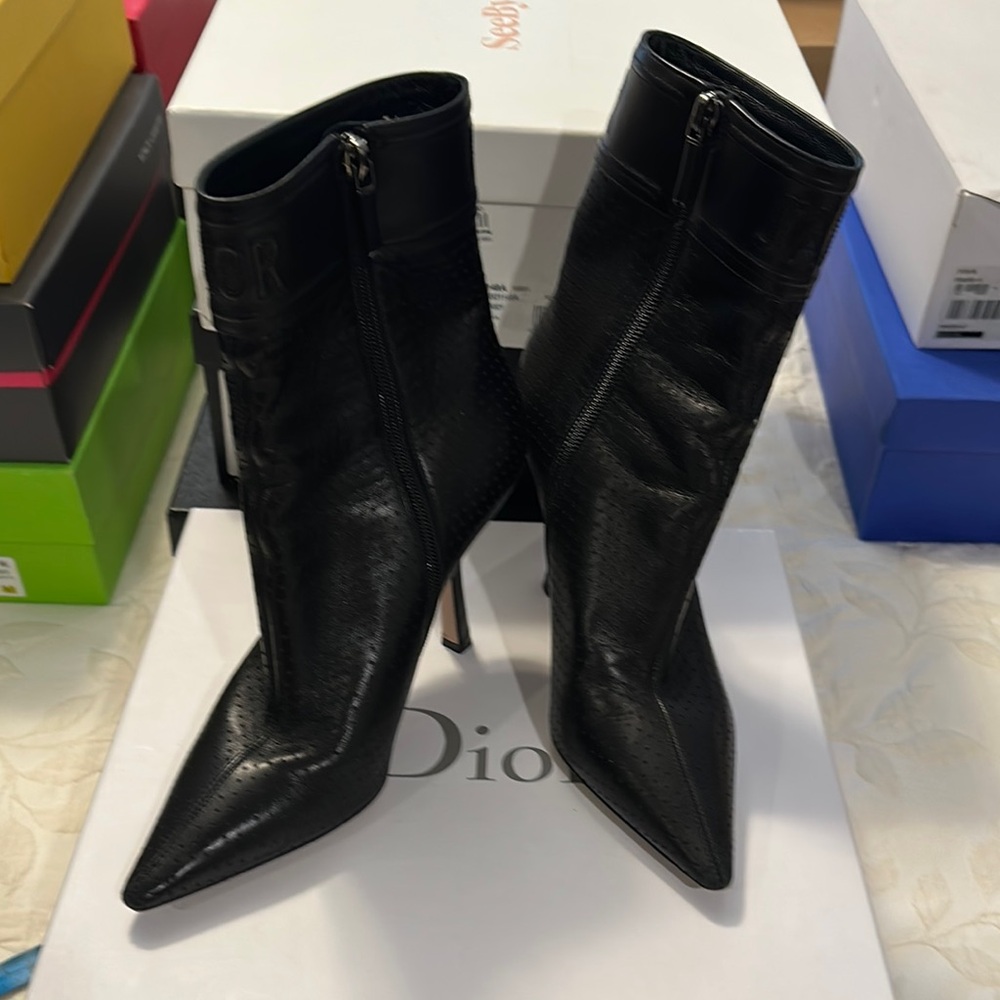 Dior Black Glossy Heeled Boots - Picture 4 of 4